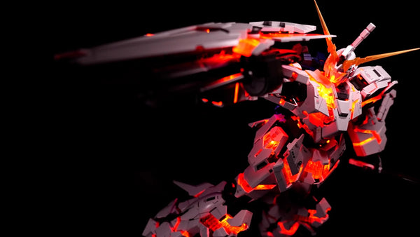 KOSMOS PG Unicorn Gundam Phantom Series Light Set