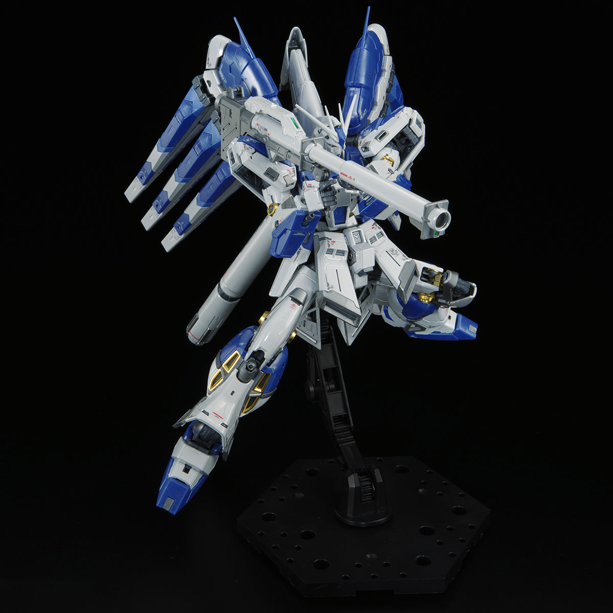 Bandai RG 1/144 Hi-ν nu Gundam [Titanium Finish]