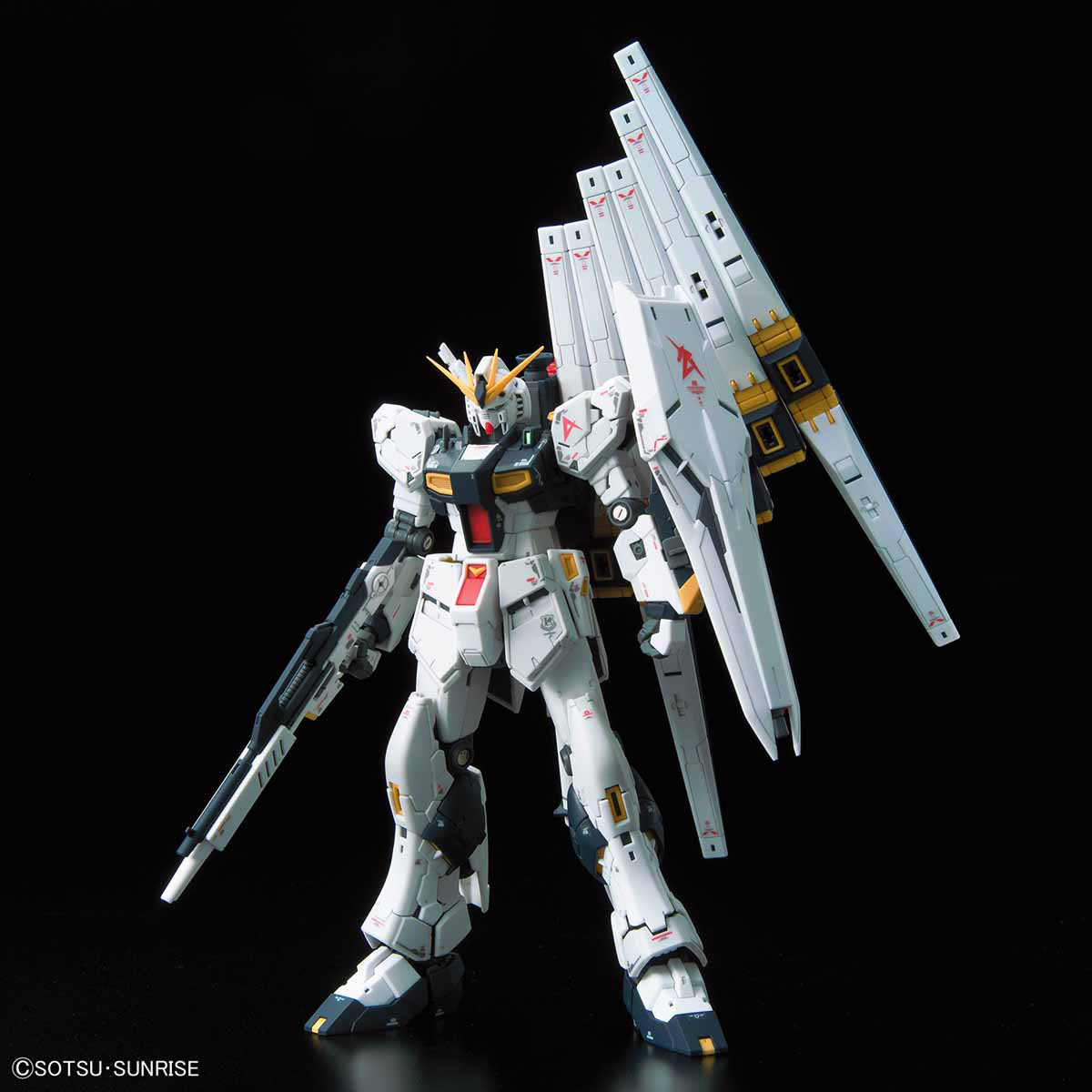 Bandai RG 32 1/144 RX-93 Nu Gundam